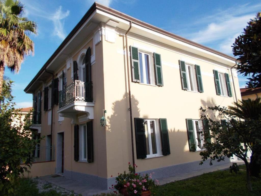 كارارا B&B Rossana المظهر الخارجي الصورة